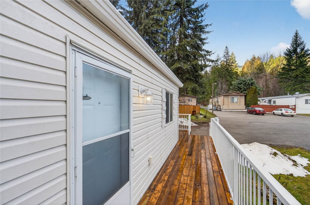 listing image 16517692318730527785