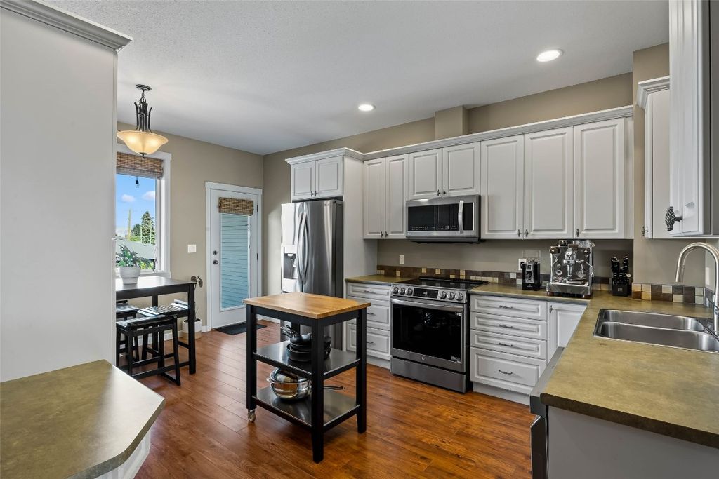 listing image 16519791572054036950