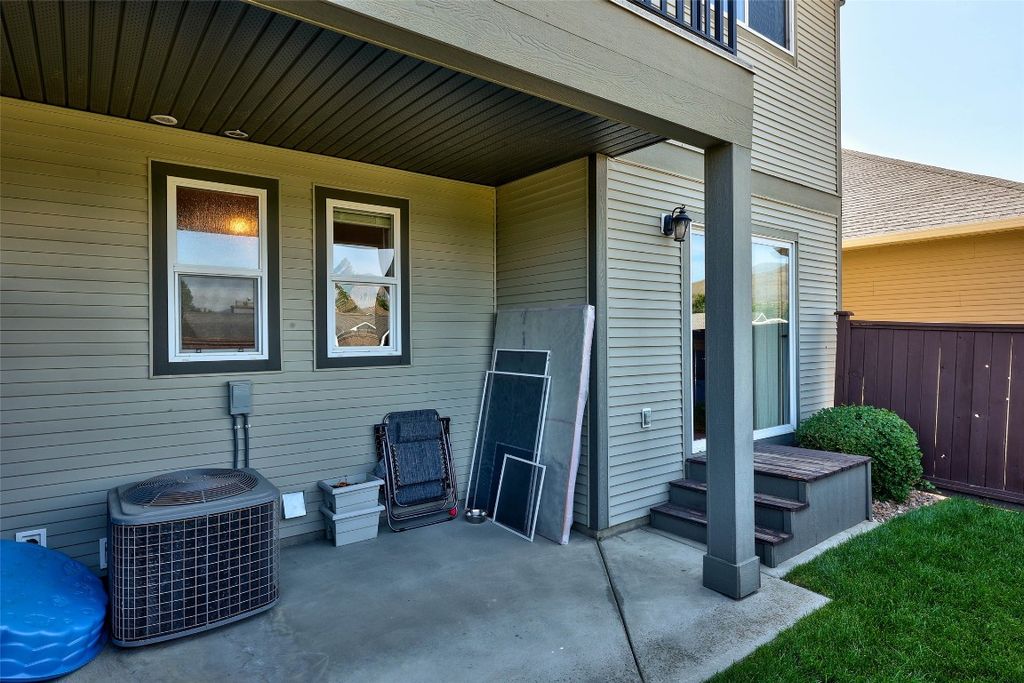 listing image 16517869849876746021