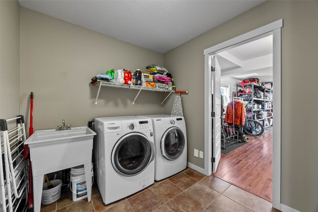listing image 16511739389621902527