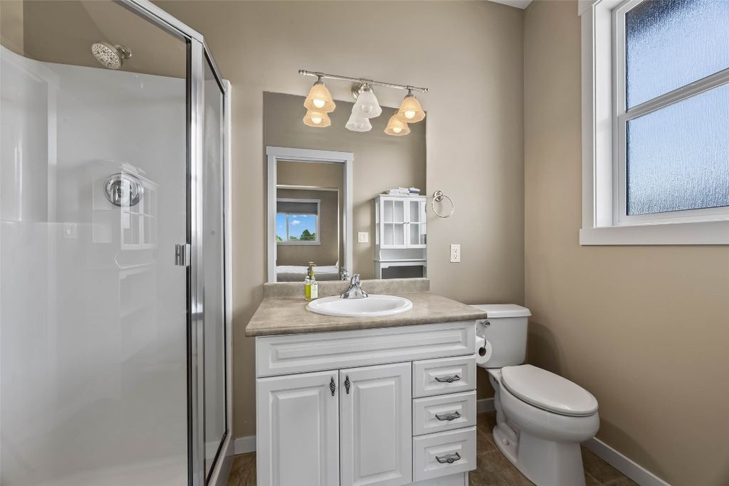 listing image 16511156279780492922