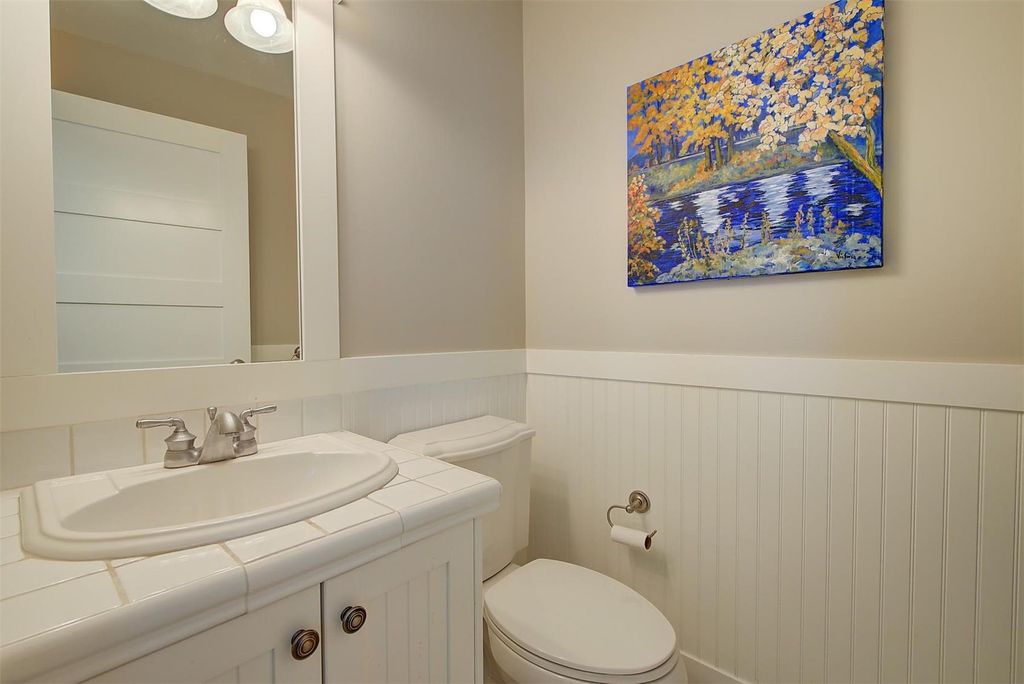 listing image 16514712918899416053