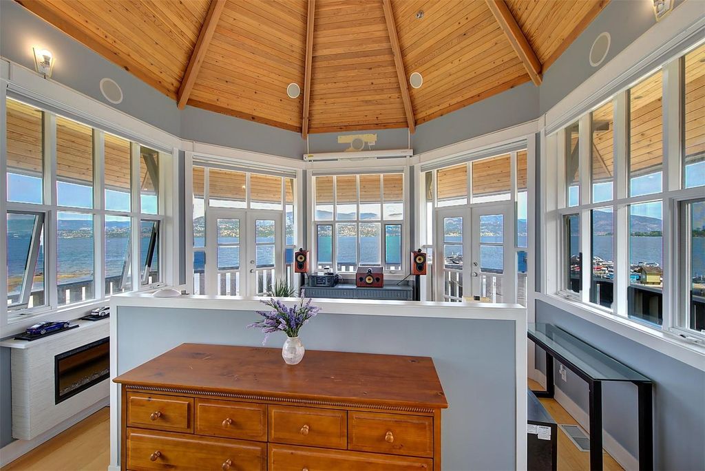listing image 16519103166016654773