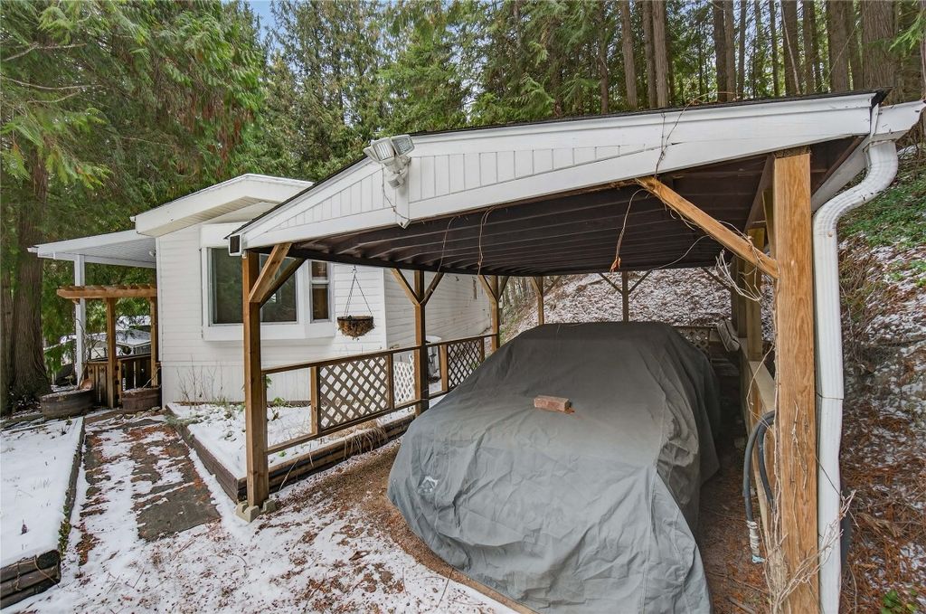 listing image 16512913707583544712