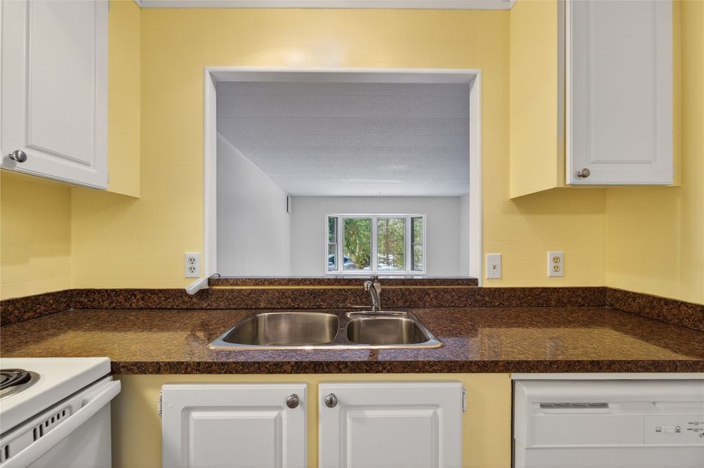 listing image 16519059239836995477