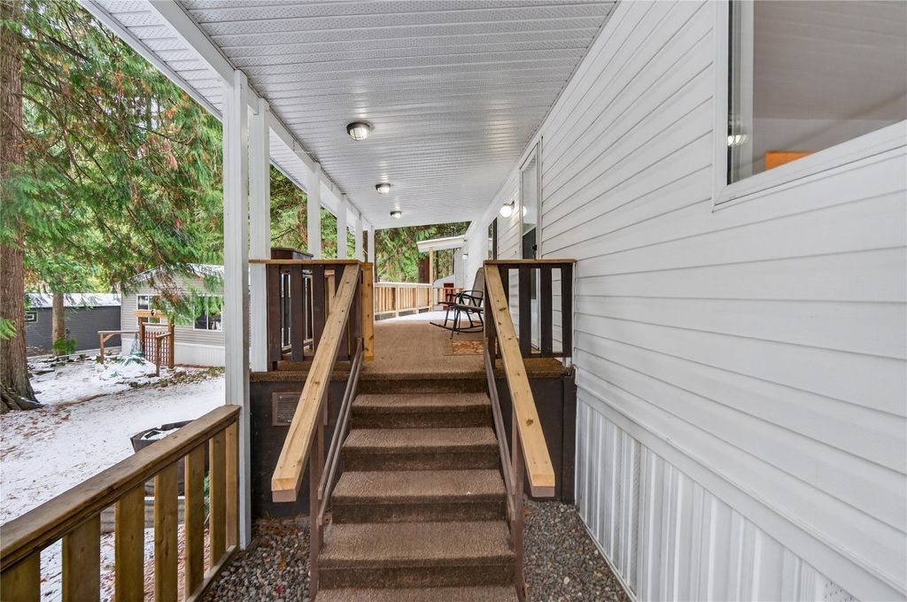 listing image 16517367961390218597