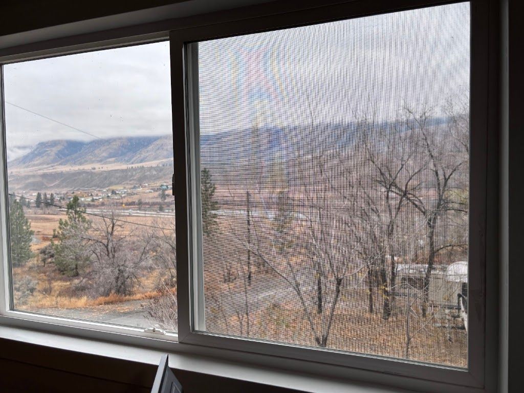 listing image 16515763079483002400