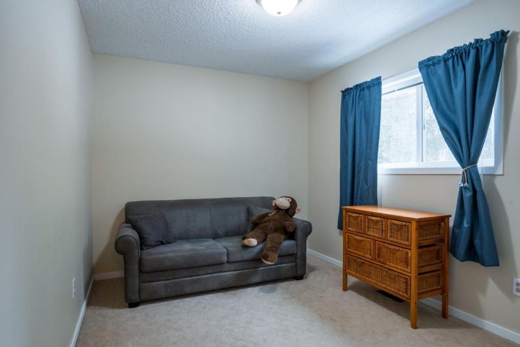 listing image 16510454734884312785