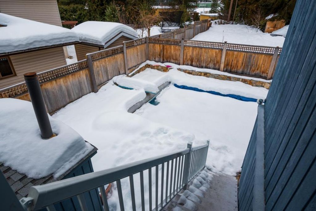 listing image 16517035728348882559