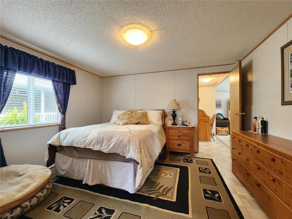 listing image 16514704597537264143