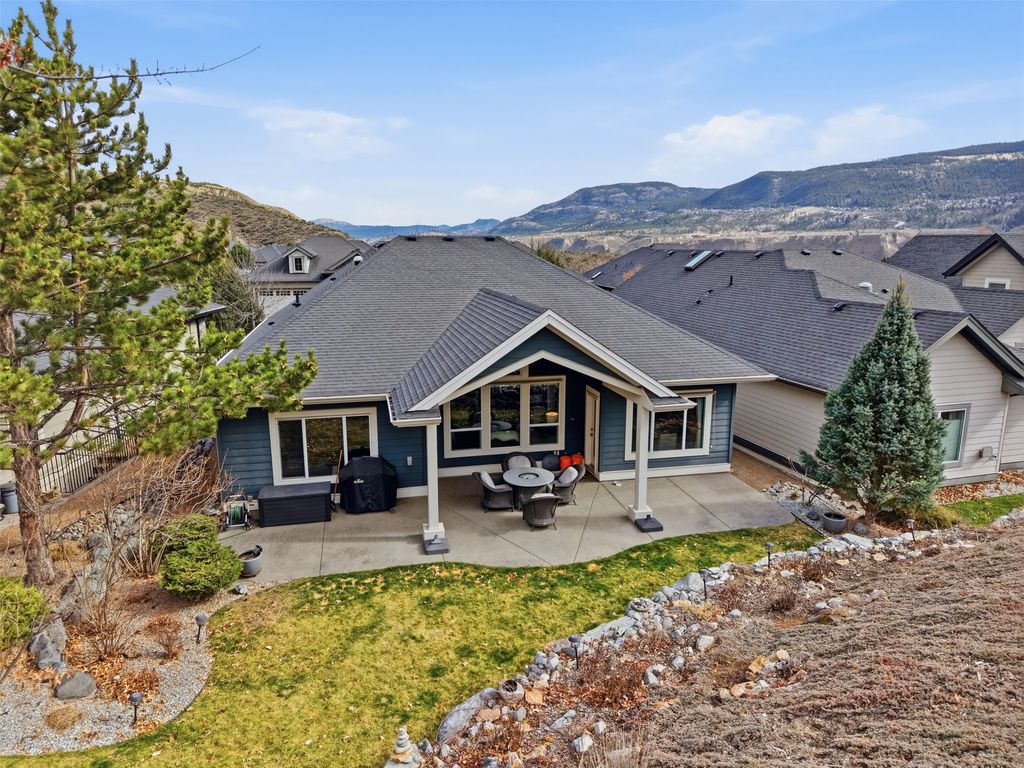 listing image 16518016437246505750