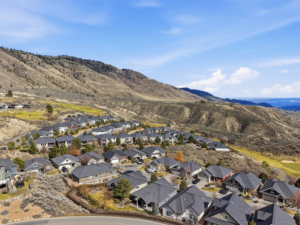 listing image 16515332534007454791