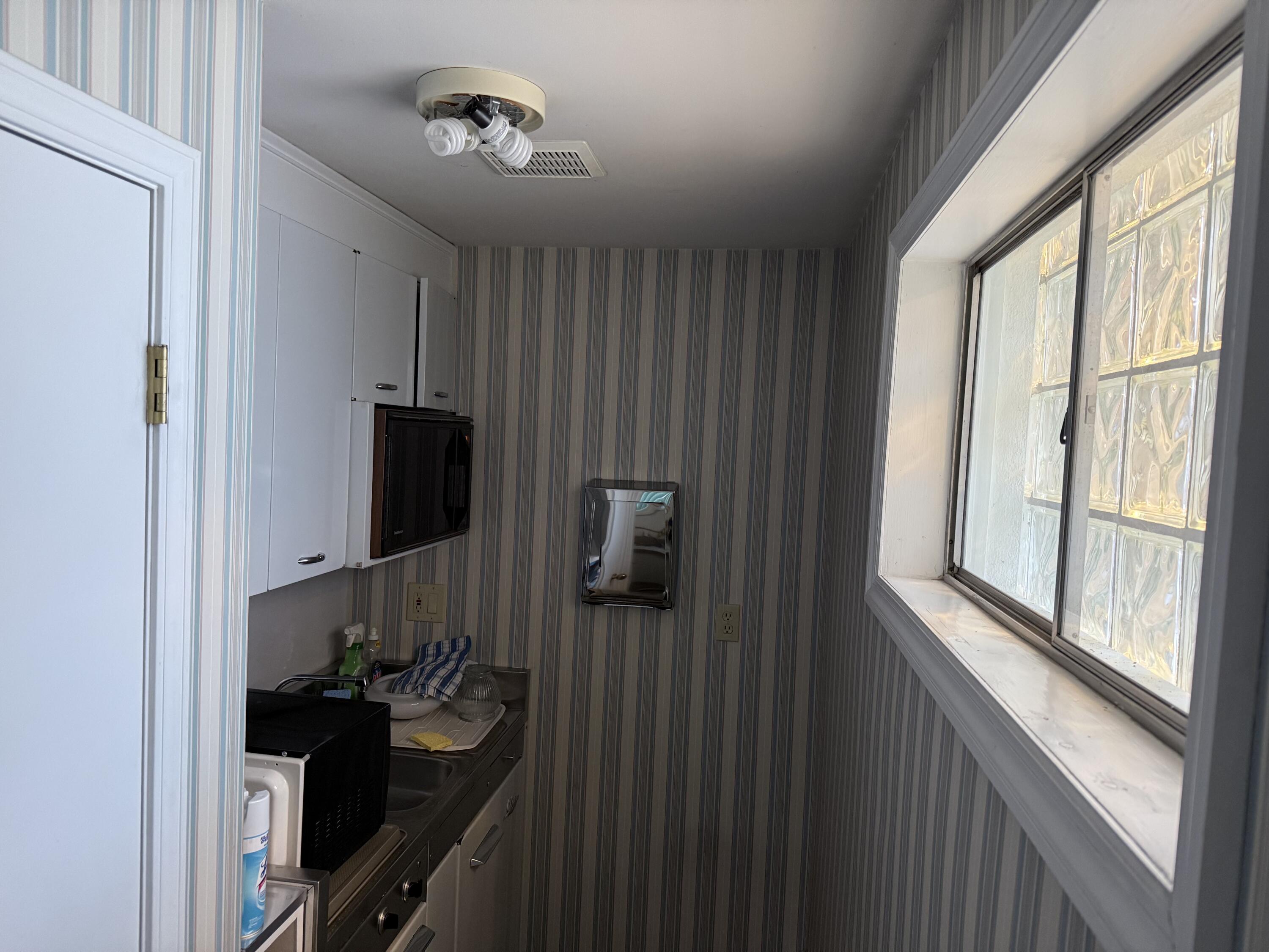 Schenectady, New York 12302, United States, ,Commercial,Active,1327