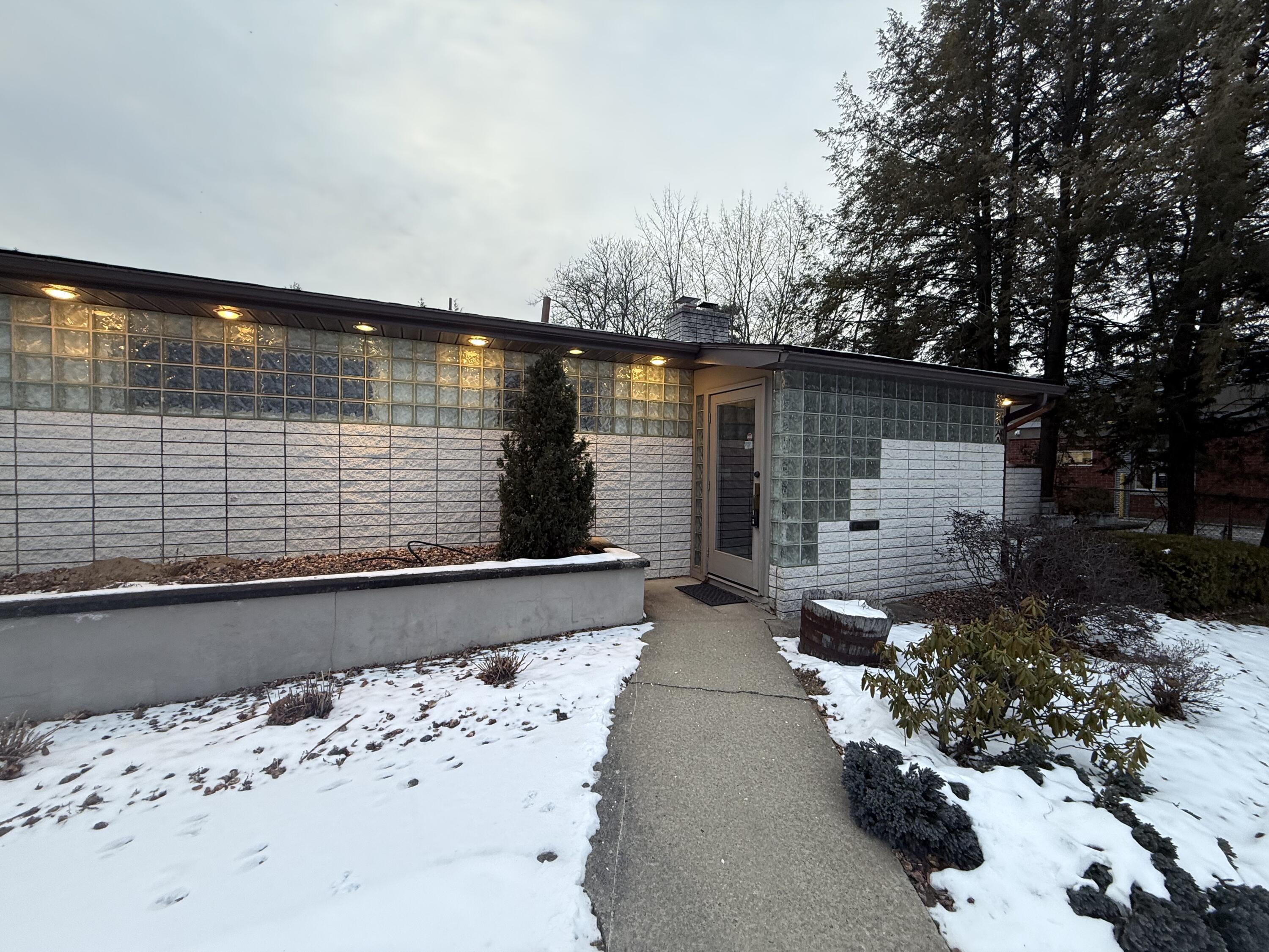Schenectady, New York 12302, United States, ,Commercial,Active,1327