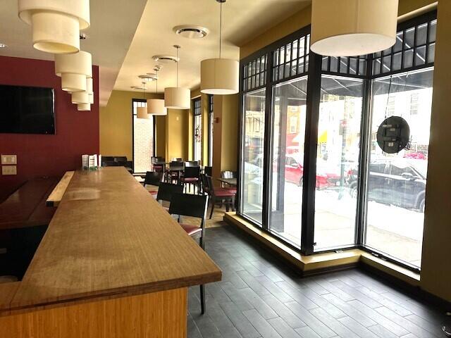 Saratoga Springs, New York 12866, United States, ,Residential,Active,1354