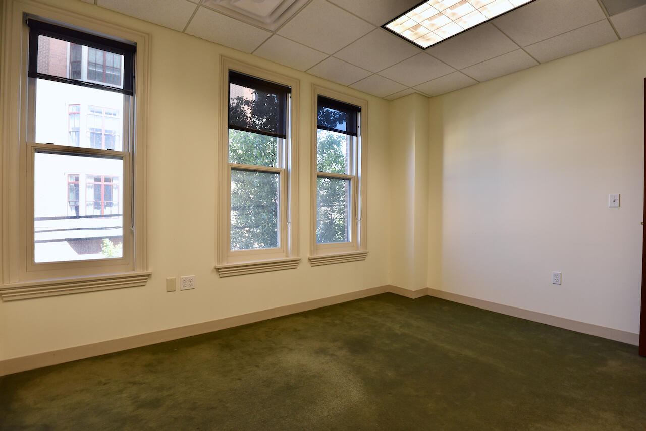 Saratoga Springs, New York 12866, United States, ,Residential,Active,1341