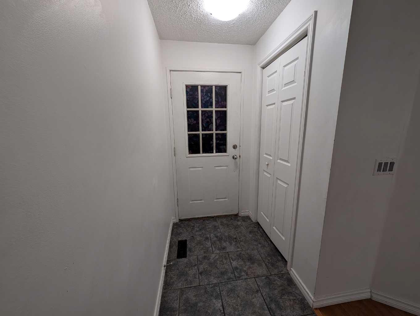 114 Castledale Way NE