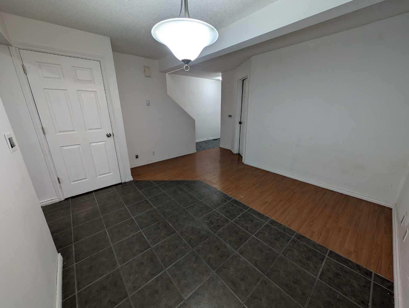 114 Castledale Way NE