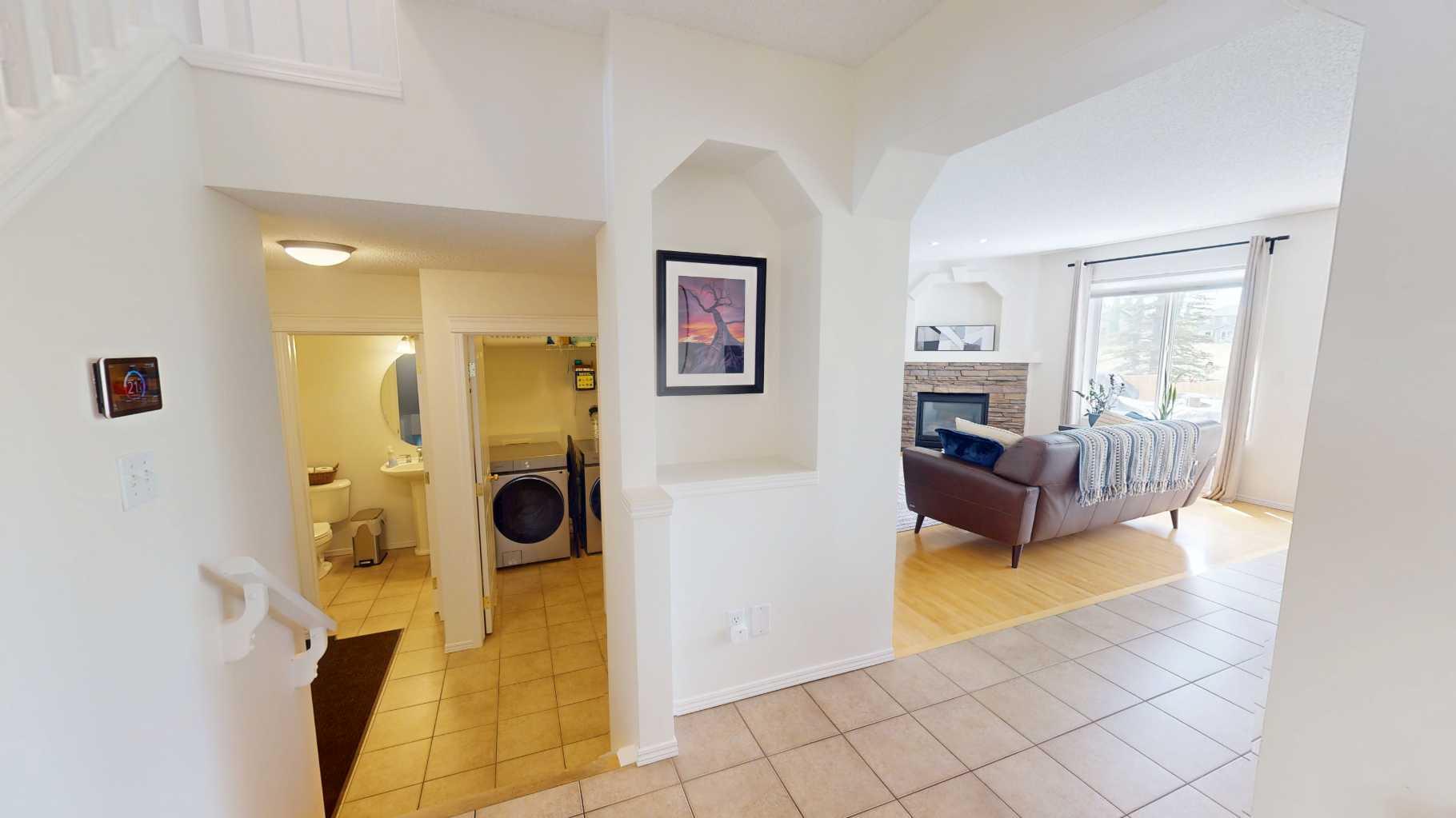11 Chapala Way SE