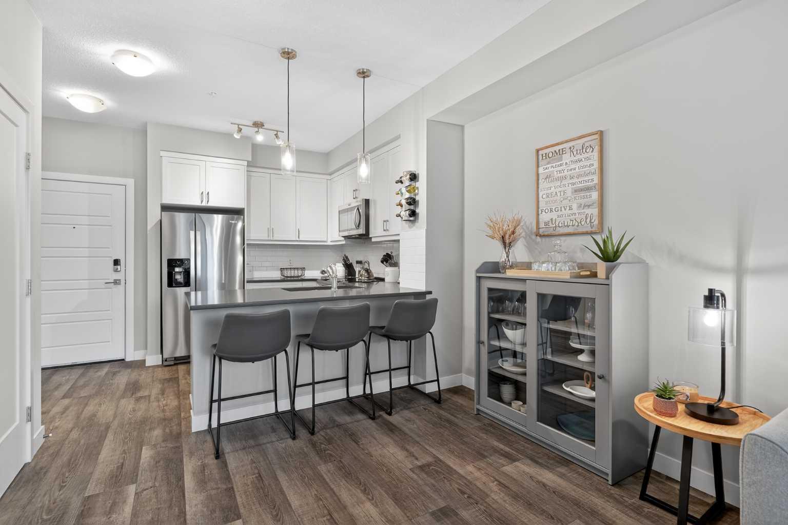 100 Auburn Meadows Manor SE 112