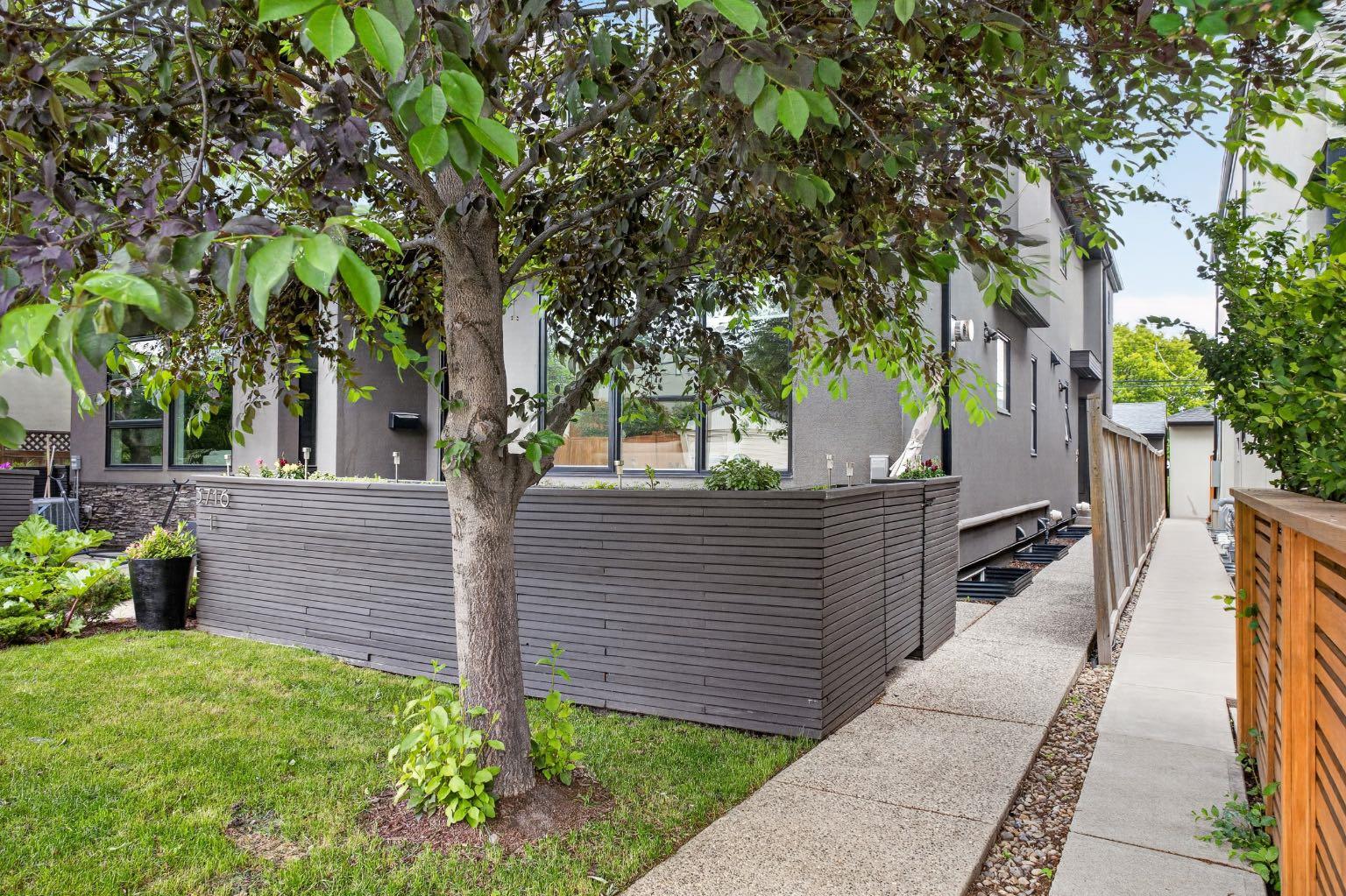 3716 16 Street SW 2