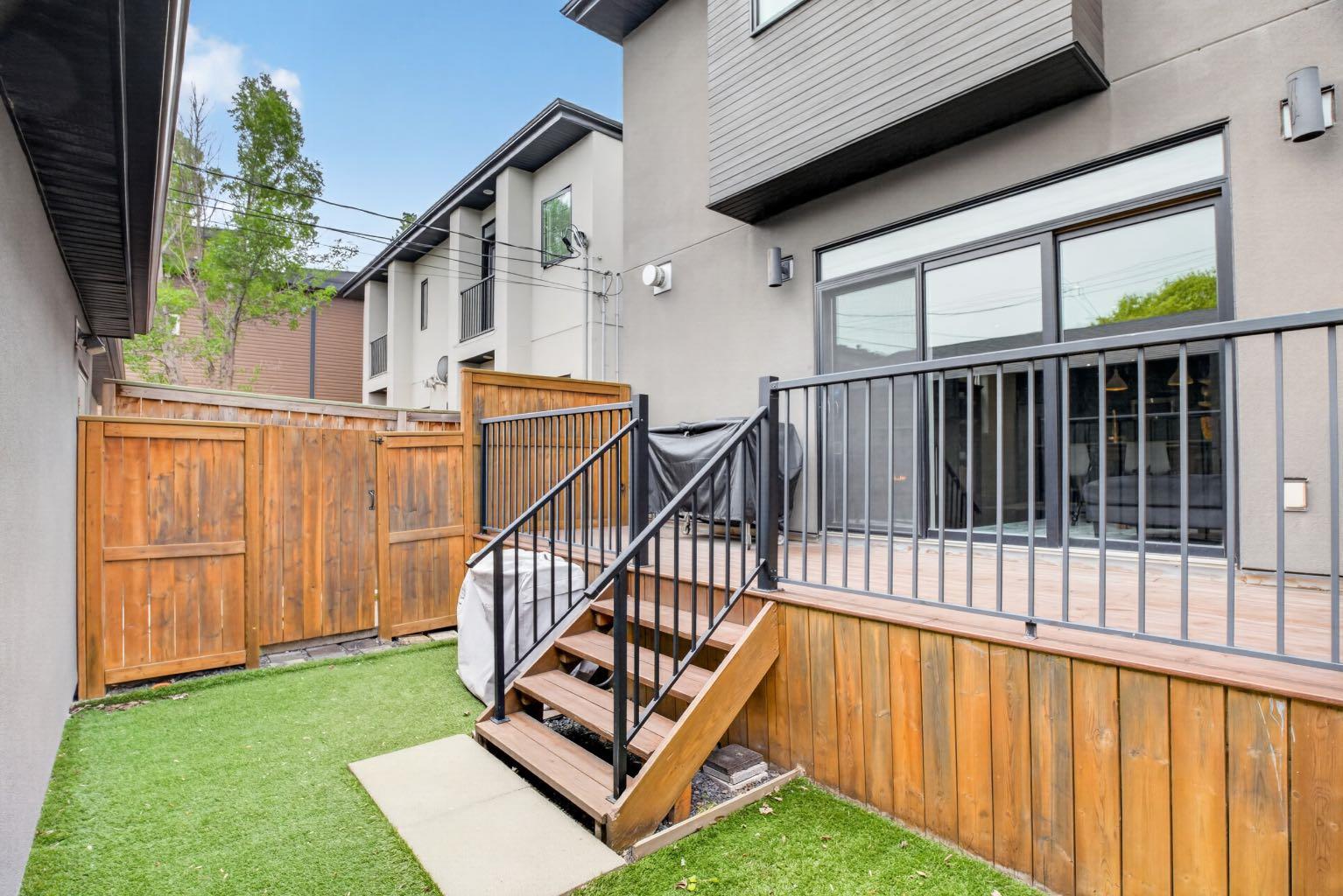 3716 16 Street SW 2