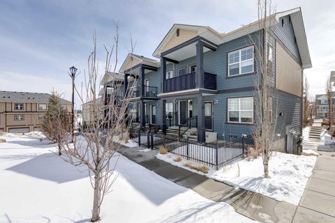 Photo of 132 Evanscrest Gardens NW, Calgary, AB T3P 0S1 (MLS # A2298323)