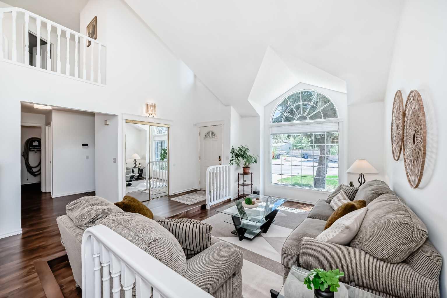 25 Silverstone Mews NW