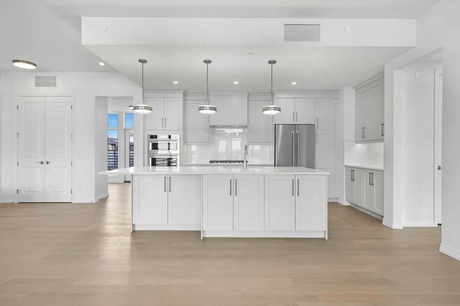 140 Marina Cove SE 301