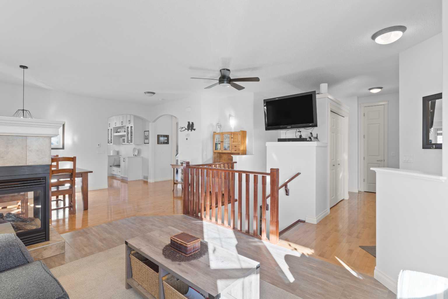 1909 Riverside Drive NW