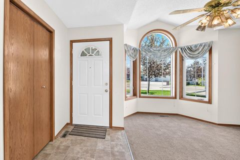 Tiny photo for 3 Parklane Place, Strathmore, AB T1P 1K7 (MLS # A2328365)