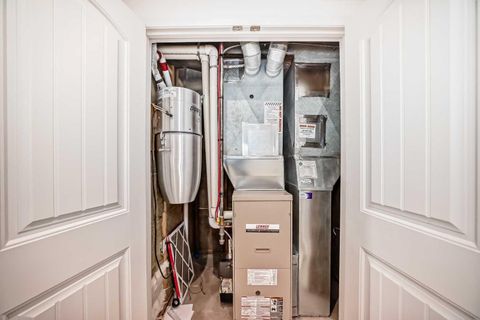 Tiny photo for 820 9A Street NE, Calgary, AB T2E 4L6 (MLS # A2290177)