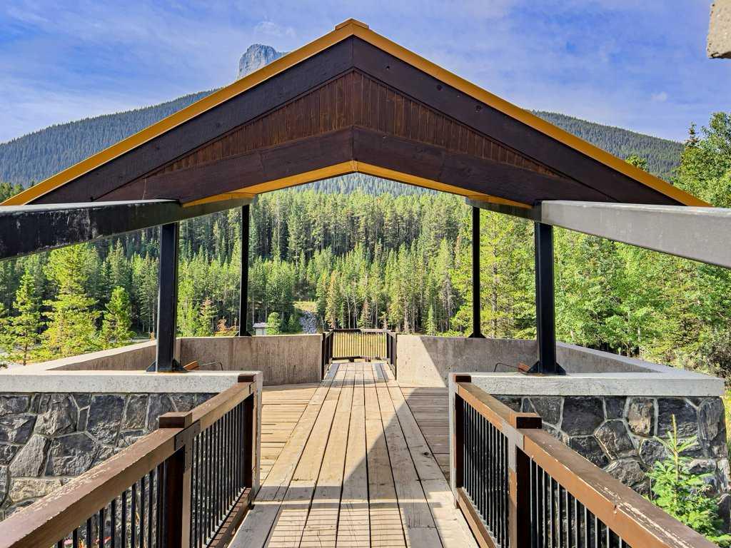106 Stewart Creek Landing 205