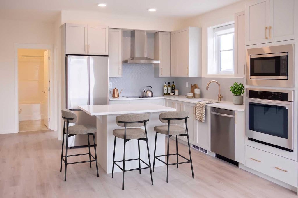 Photo of 47 Creekview Gardens SW #1303, Calgary, AB T2X 6K7 (MLS # A2341348)