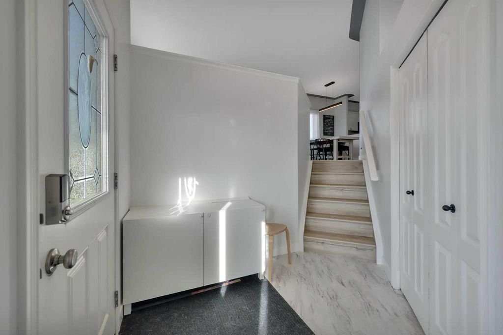 Photo of 124 Heartland Crescent, Penhold, AB T0M 1R0 (MLS # A2285327)