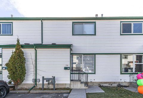 100 Pennsylvania Road SE 39 Calgary AB T2A 4Y8
