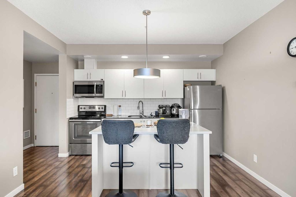 Photo of 4818 Varsity Drive NW #208, Calgary, AB T3A 1A3 (MLS # A2296078)