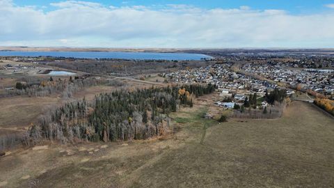 4410 60 St Sylvan Lake AB T0M 0H0