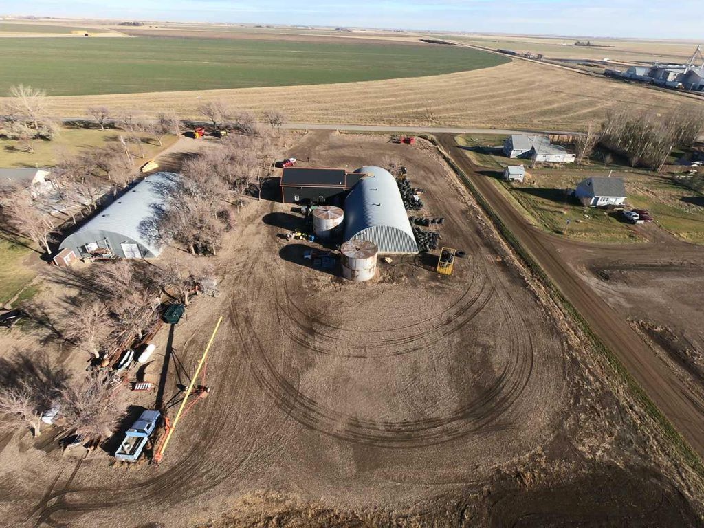 Photo of 94048 190 Range Road, Chin, AB T0K 0R0 (MLS # A2265930)
