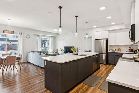 Photo of 33 Carringham Gate NW #1105, Calgary, AB T3P 1X7 (MLS # A2269422)