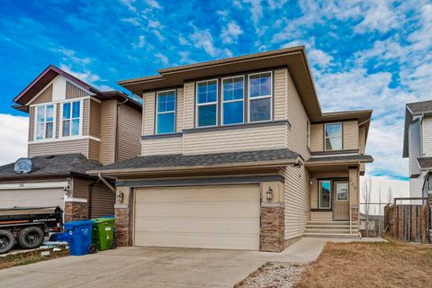 206 Pantego View NW Calgary AB T3K 0N7