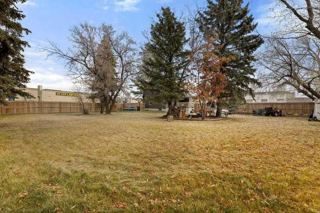 Photo of 4605 47 Avenue Ave, Olds, AB T4H 1C7 (MLS # A2264573)