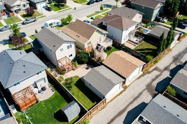 196 Coalbanks Boulevard W