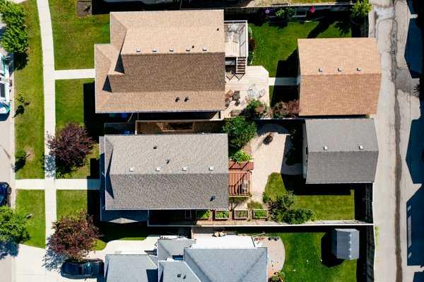 196 Coalbanks Boulevard W