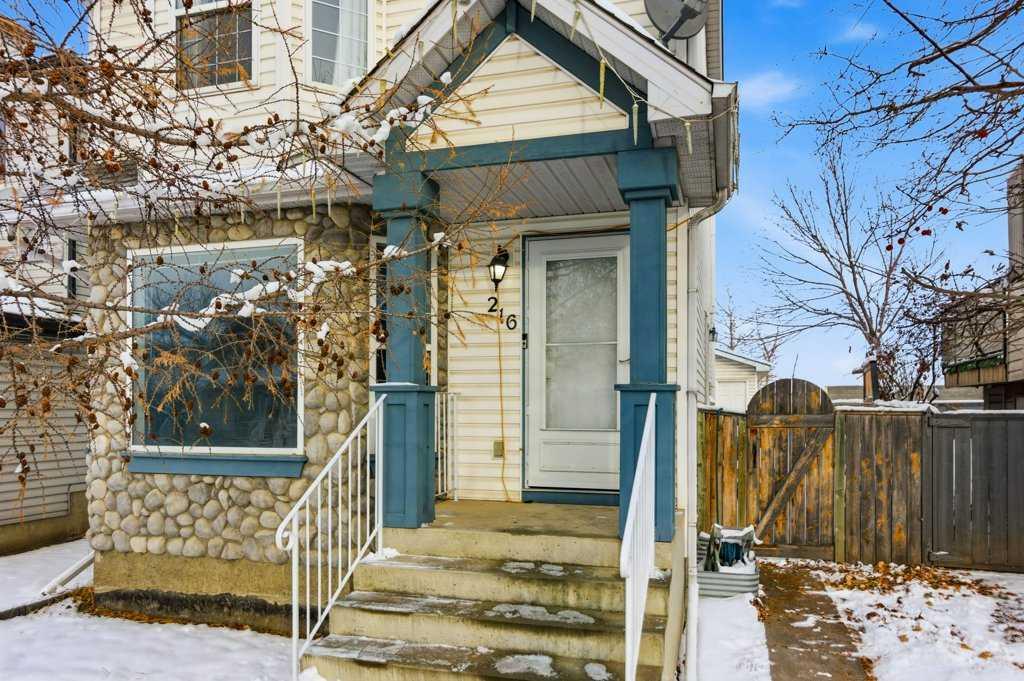 216 Mt. Aberdeen Close SE