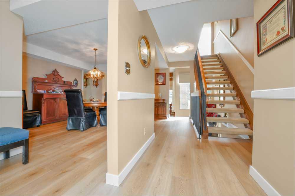 20 Midpark Crescent SE 258