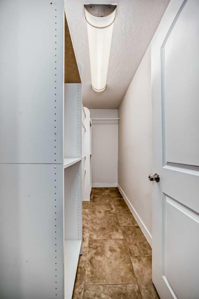 1033 15 Avenue SW 601