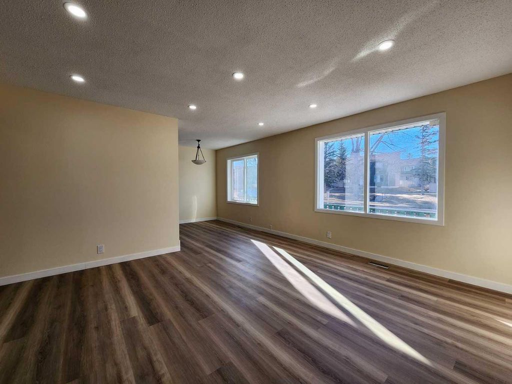 Photo of 6424 4 Street NE #4, Calgary, AB T2K 5M8 (MLS # A2287164)