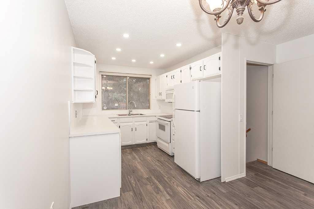 1852 Lynnover Road SE