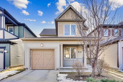 608 Windbrook Heights SW Airdrie AB T4B 3V9
